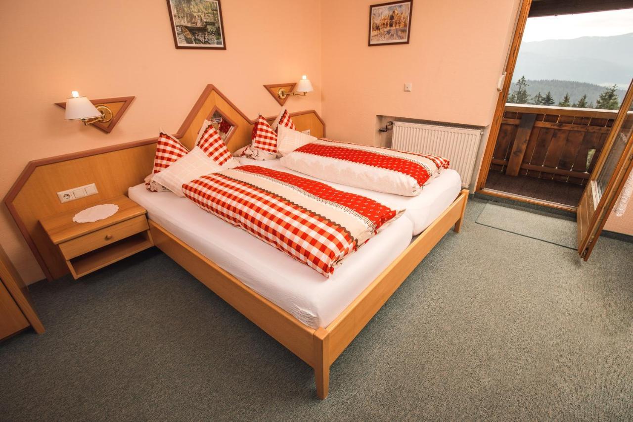 Kolmsteiner Hof Hotel Neukirchen beim Heiligen Blut Bagian luar foto